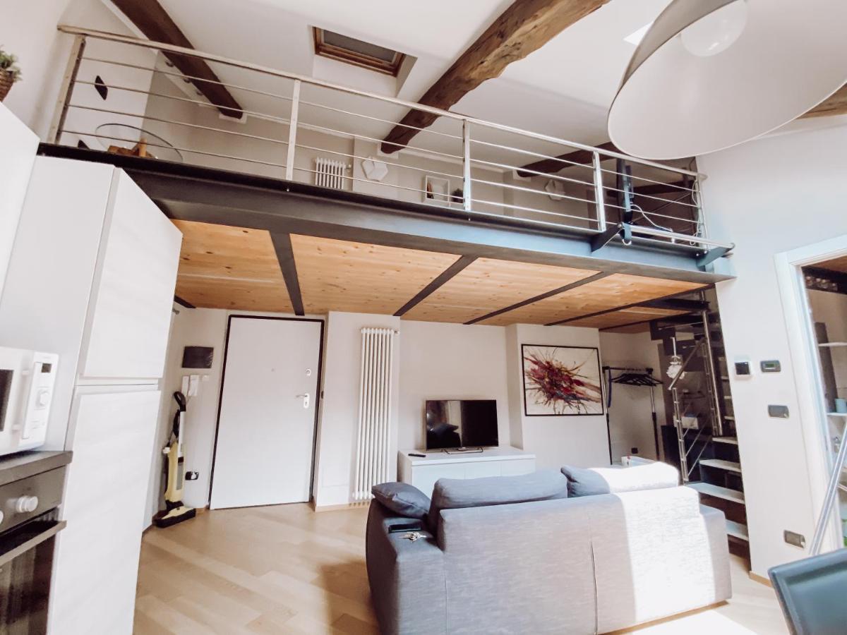 Historic Center Charming Apartment Free Wi-Fi Savigliano Exterior foto